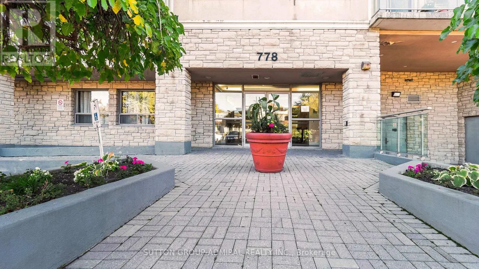 303 - 778 SHEPPARD AVENUE W