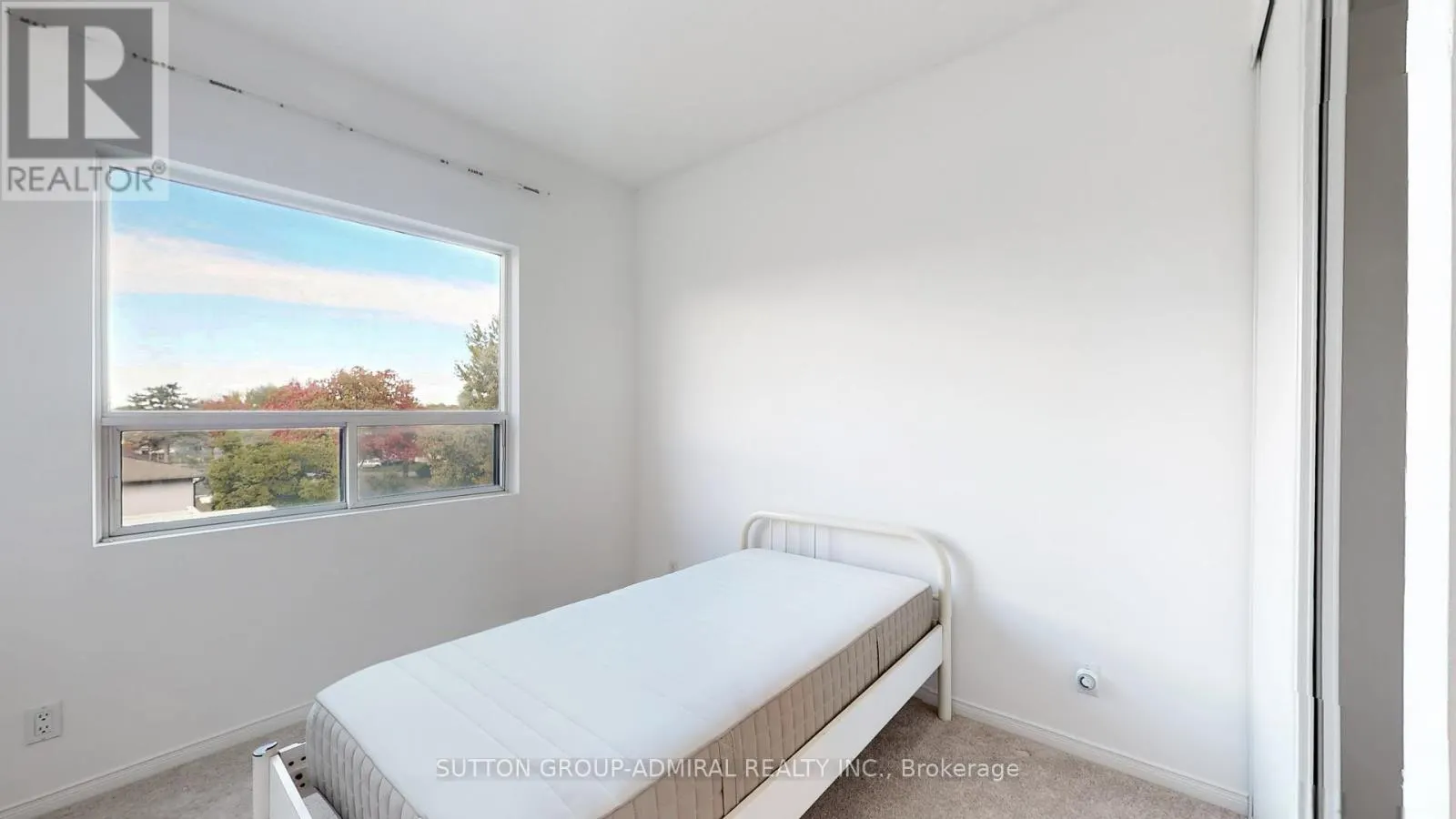 303 - 778 SHEPPARD AVENUE W
