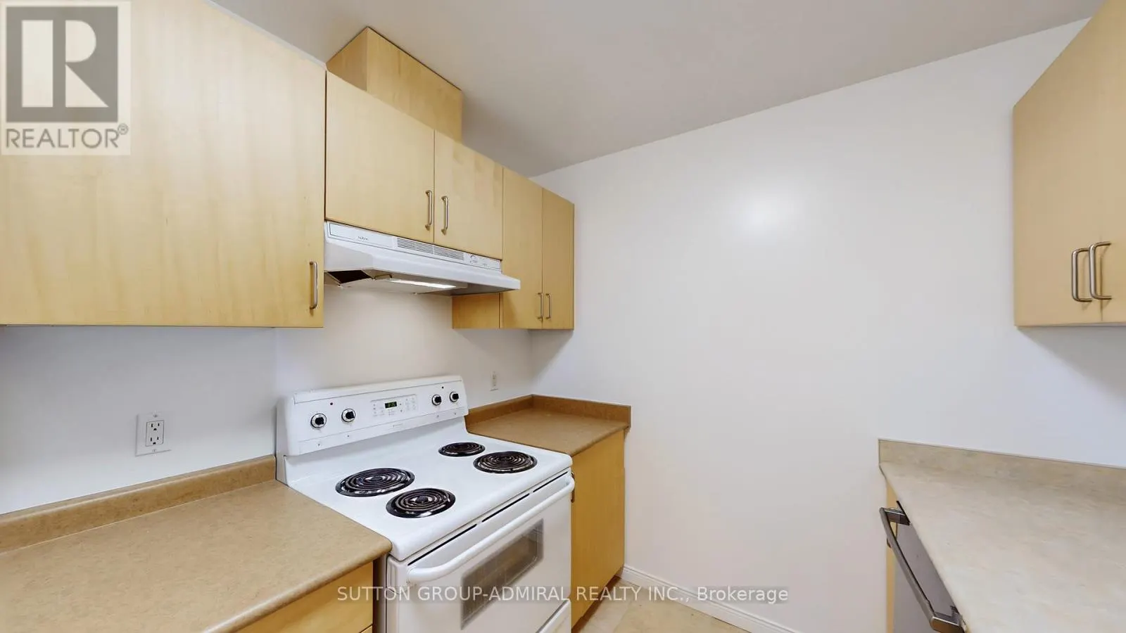 303 - 778 SHEPPARD AVENUE W