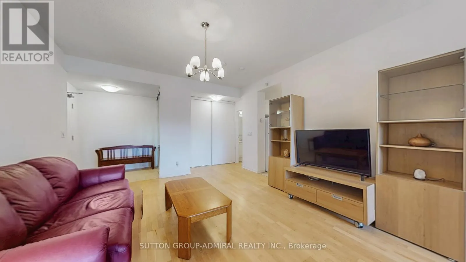303 - 778 SHEPPARD AVENUE W