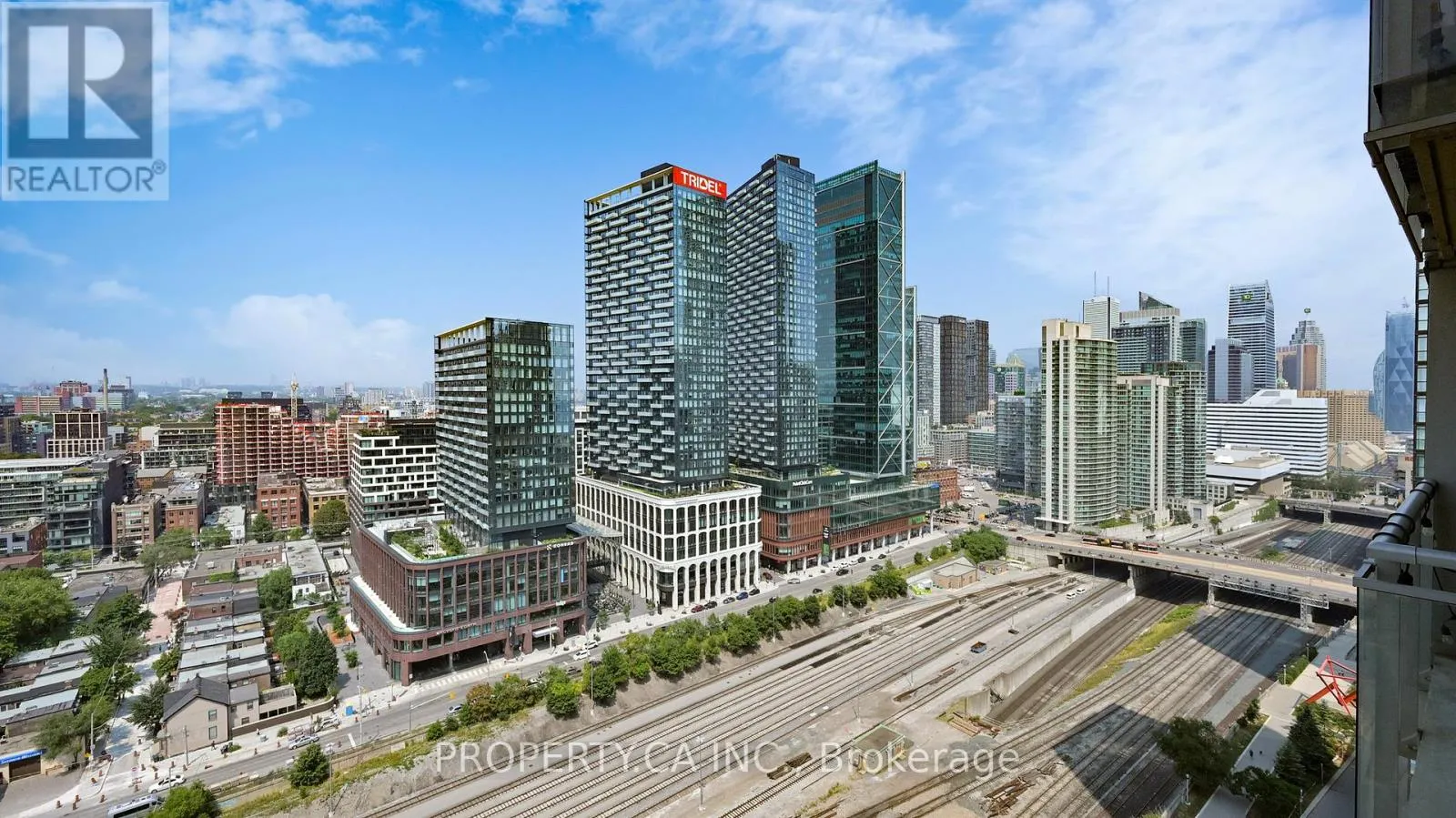 2816 - 15 ICEBOAT TERRACE