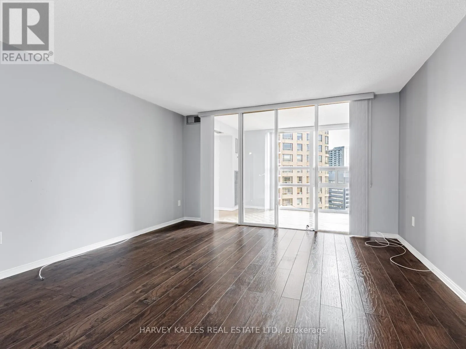 1707 - 131 BEECROFT ROAD