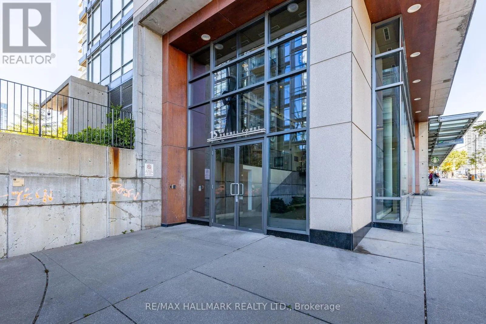 15 BRUNEL COURT