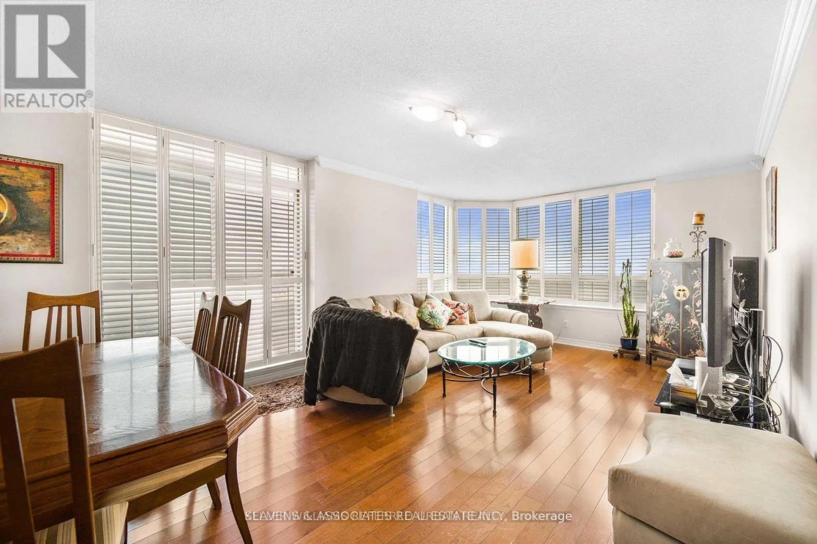 PH209 - 2 COVINGTON ROAD