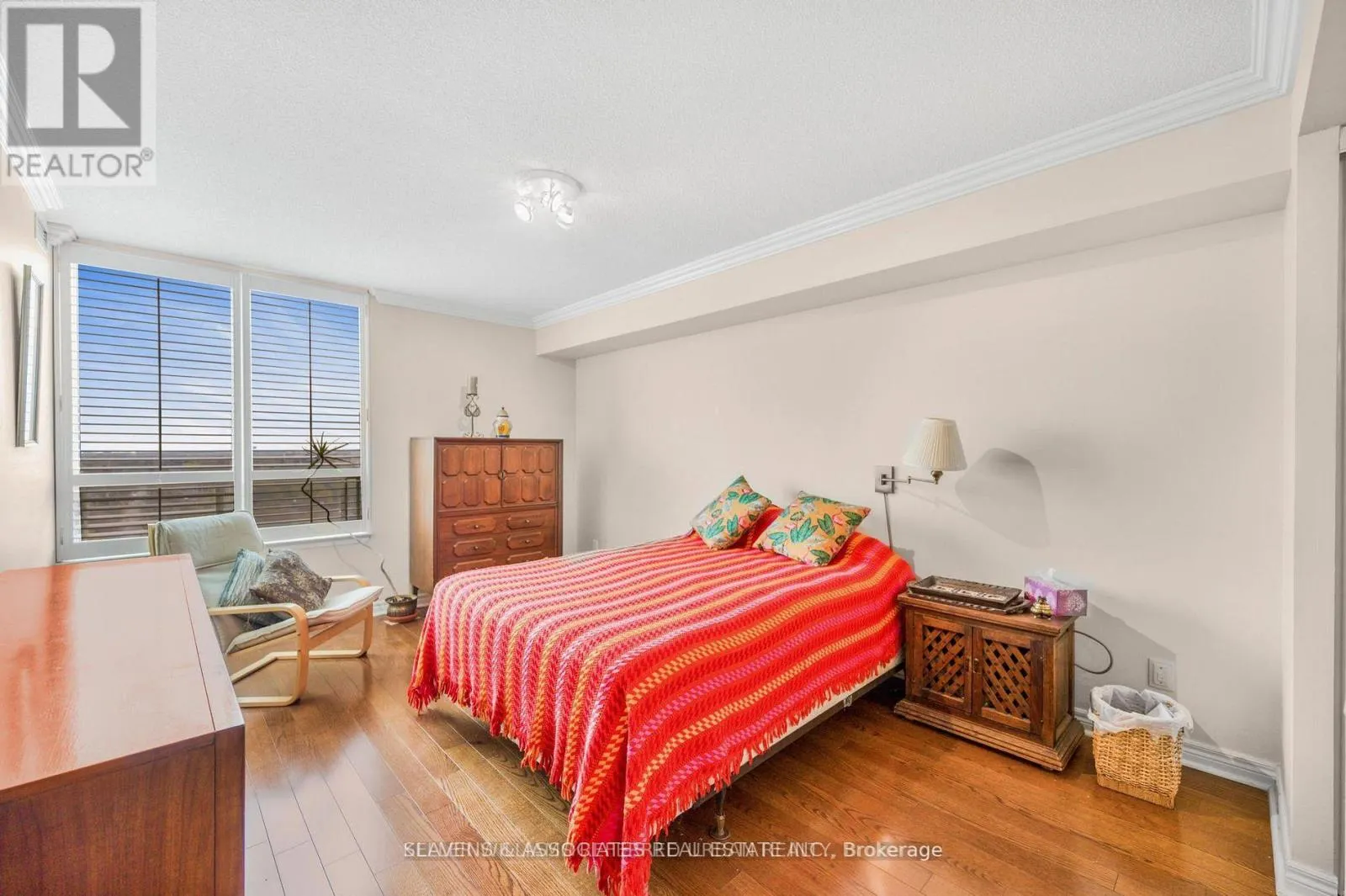 PH209 - 2 COVINGTON ROAD