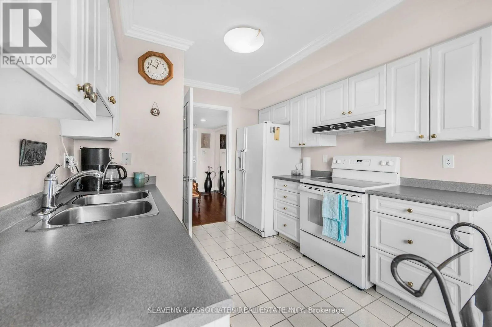 PH209 - 2 COVINGTON ROAD