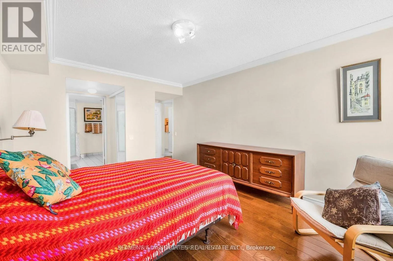 PH209 - 2 COVINGTON ROAD