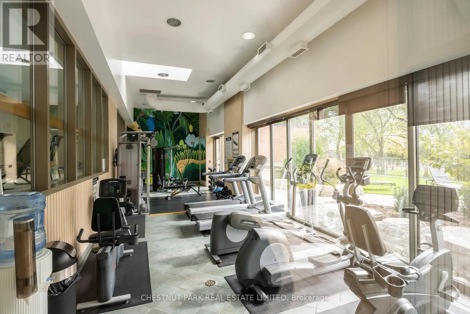 1002 - 63 ST CLAIR AVENUE W