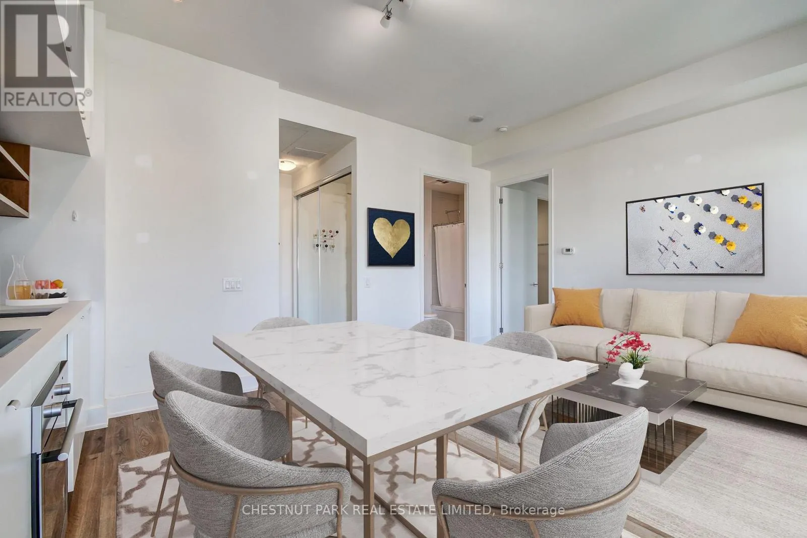 1820 - 111 ST CLAIR AVENUE W