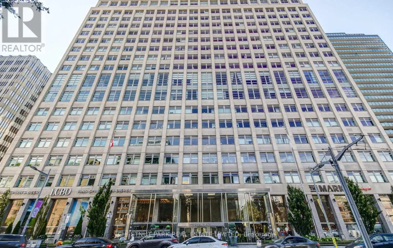 1820 - 111 ST CLAIR AVENUE W