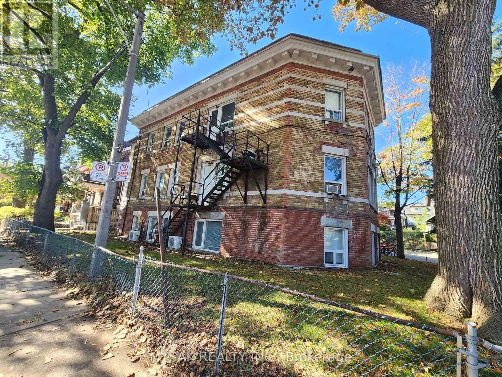 449 CRAWFORD STREET