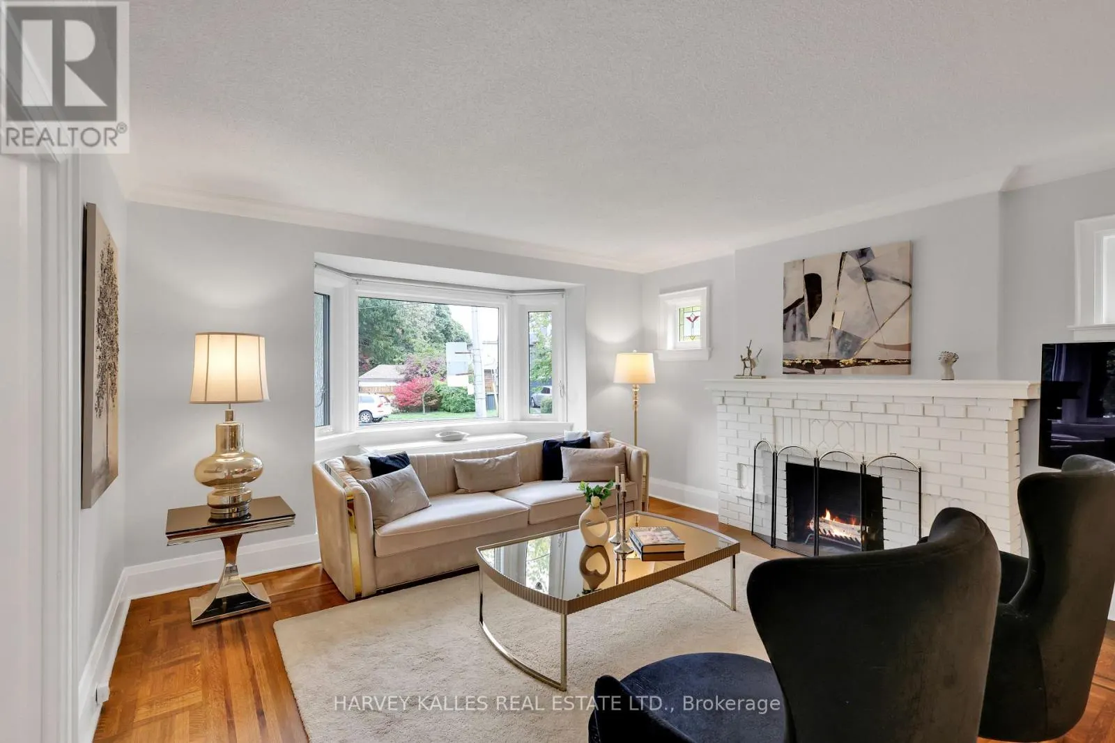 251 WANLESS AVENUE