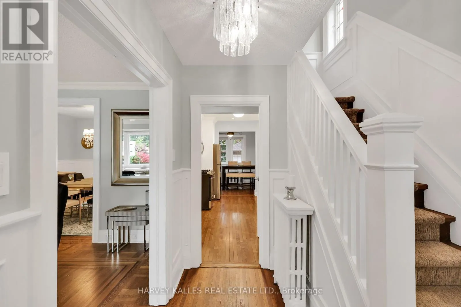 251 WANLESS AVENUE