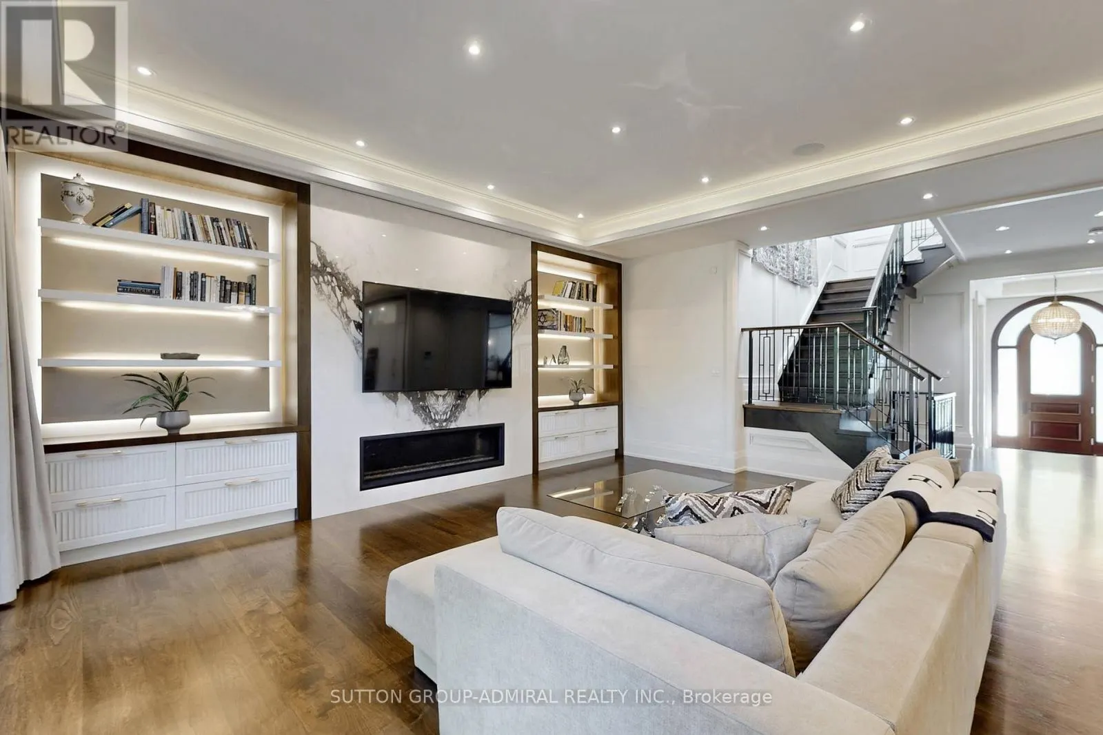276 STRATHALLAN WOOD