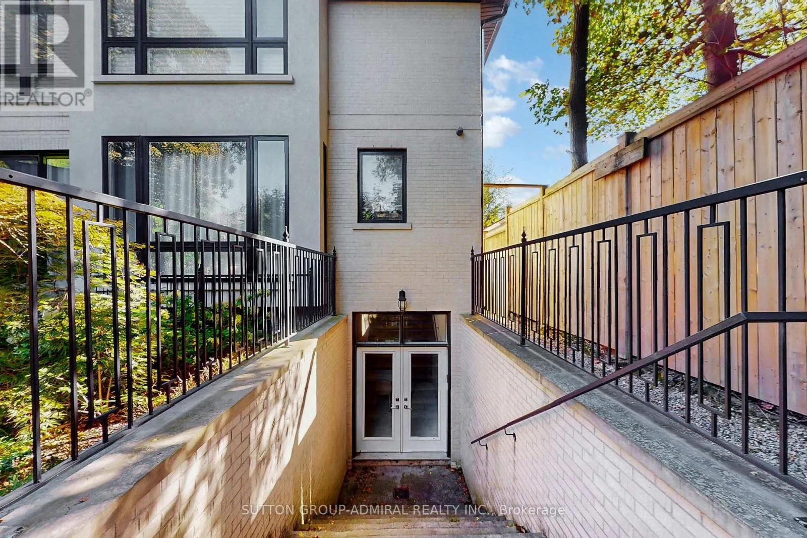 276 STRATHALLAN WOOD