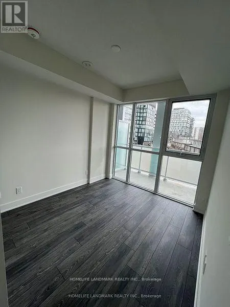 309 - 188 FAIRVIEW MALL DRIVE