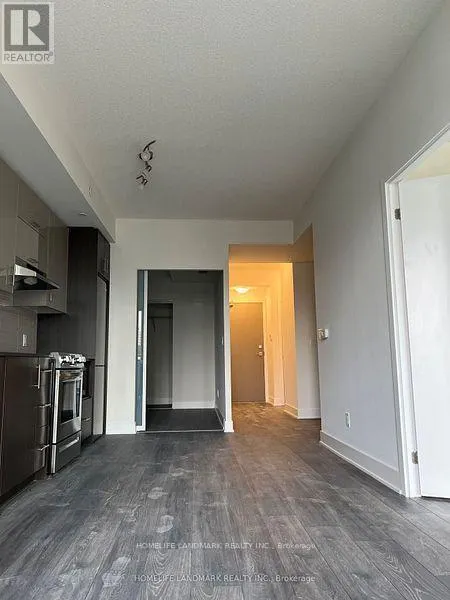 309 - 188 FAIRVIEW MALL DRIVE