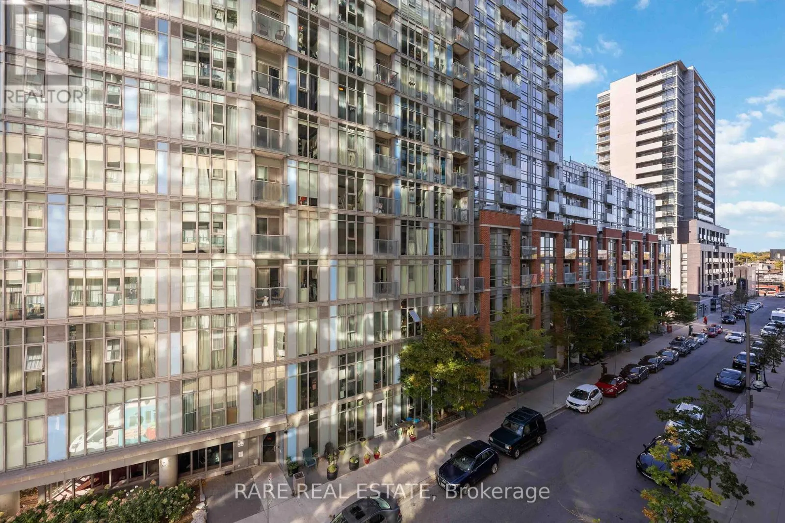 519W - 36 LISGAR STREET