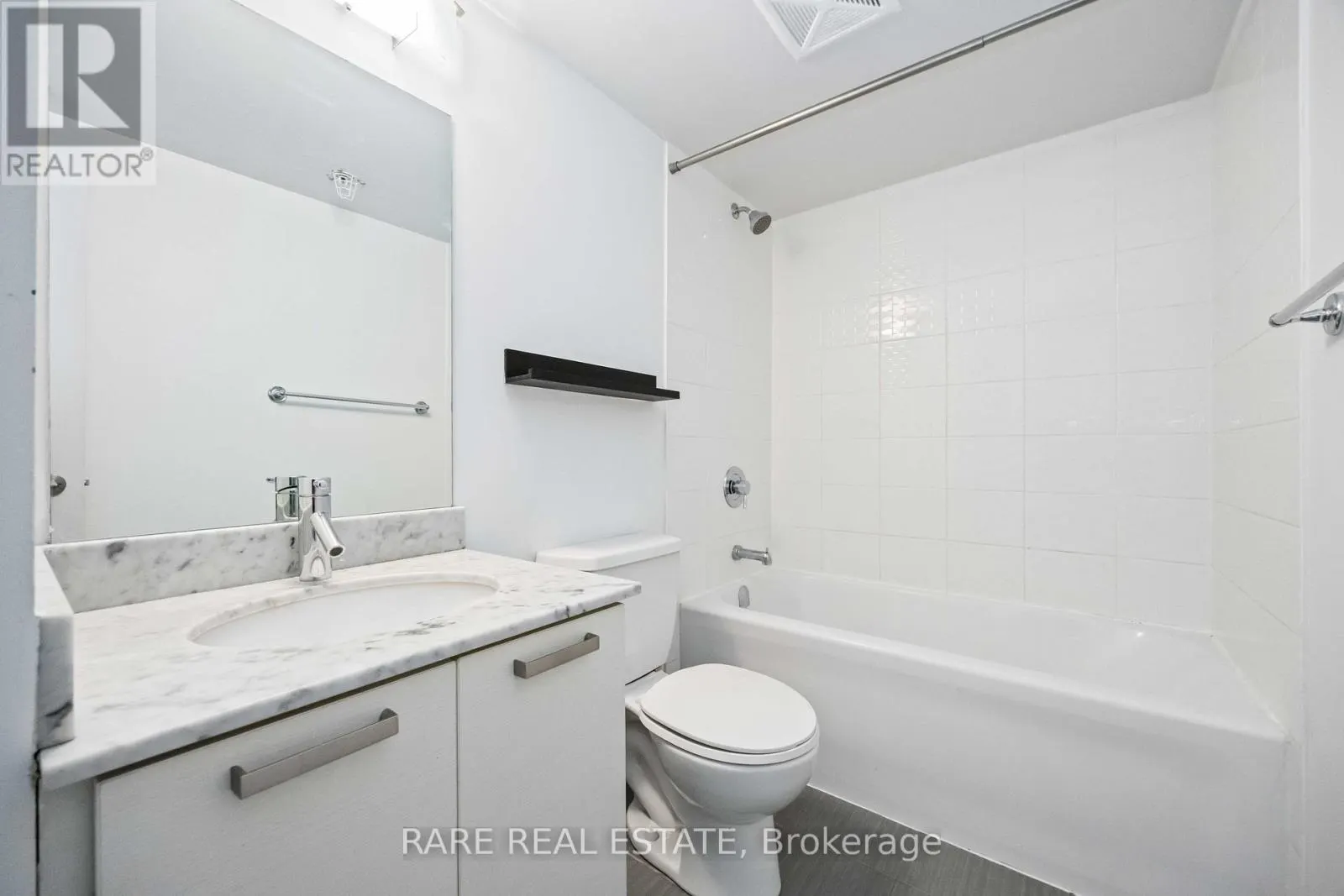 519W - 36 LISGAR STREET