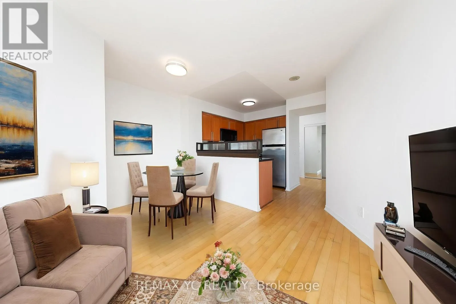1605 - 28 HARRISON GARDEN BOULEVARD