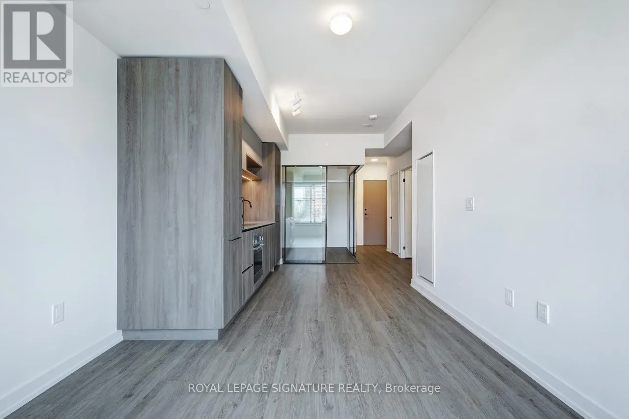 611 - 181 STERLING ROAD