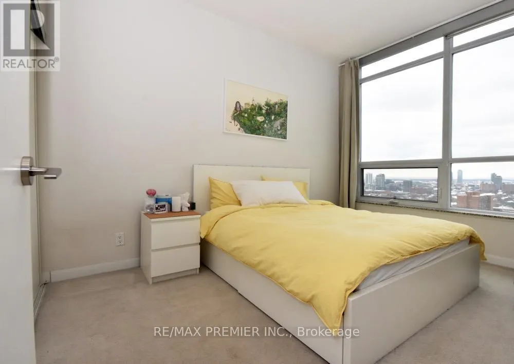 1805 - 500 SHERBOURNE STREET