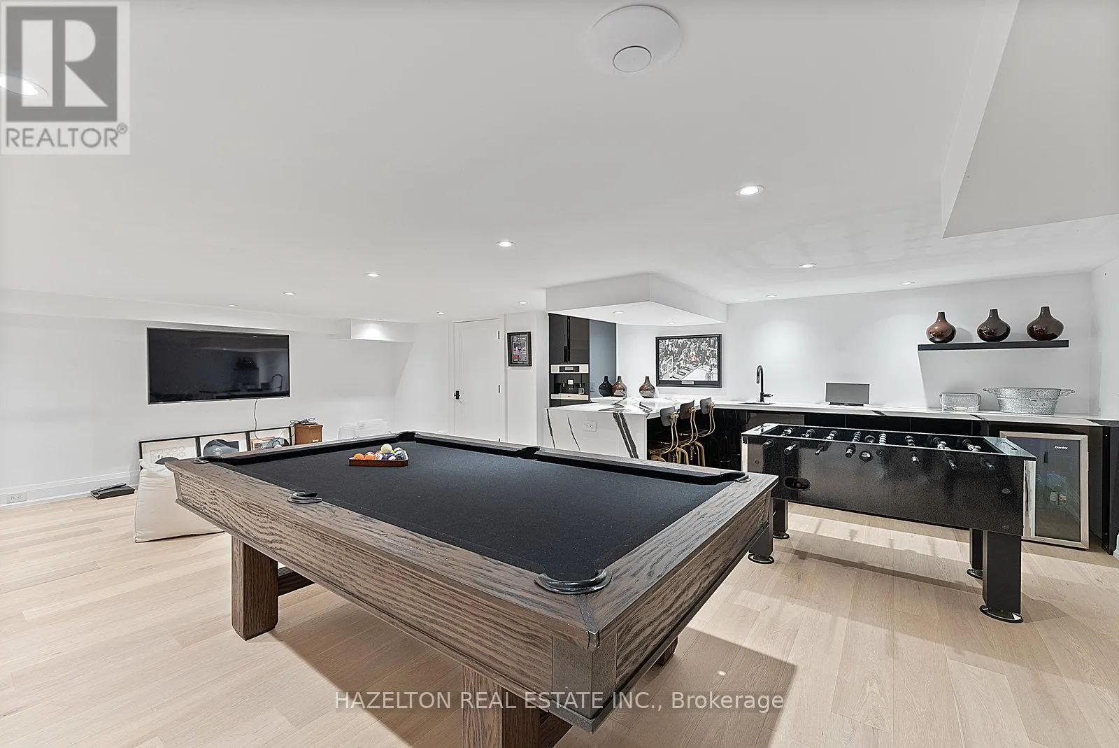 62 MAPLE AVENUE