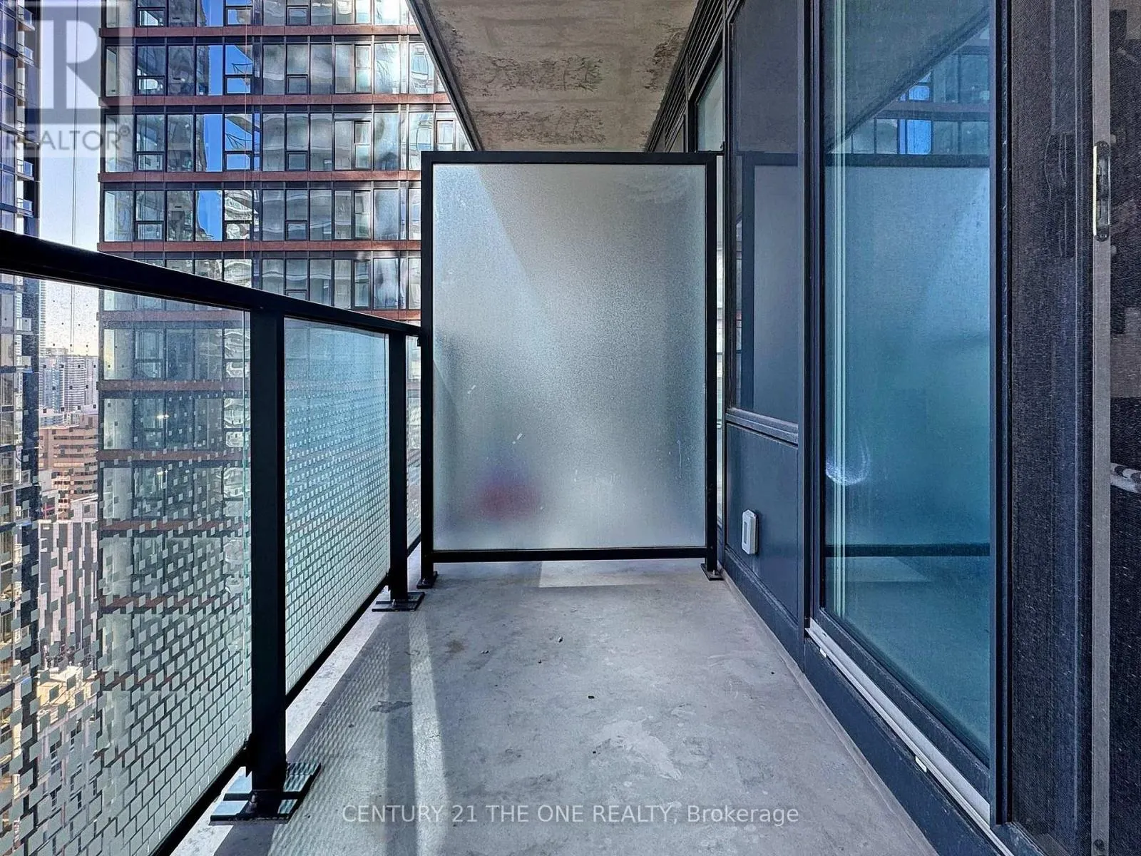 3301 - 115 BLUE JAYS WAY