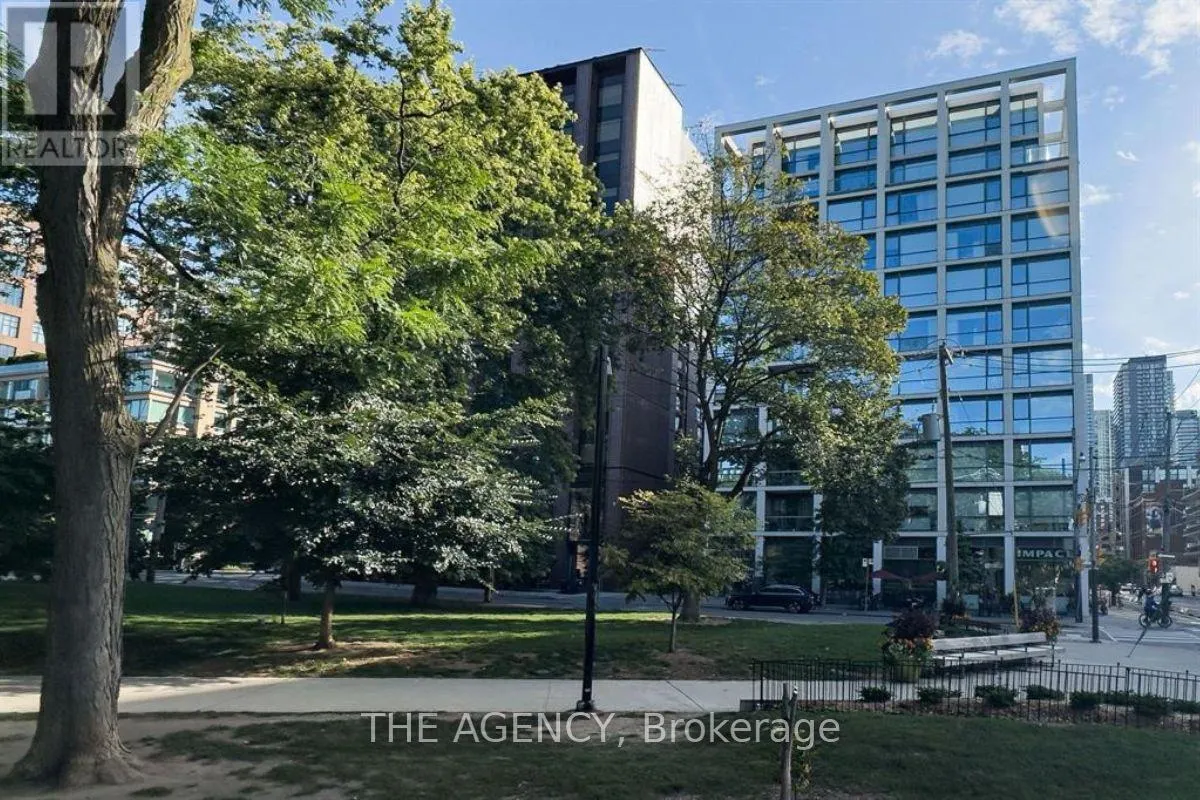 512 - 39 BRANT STREET