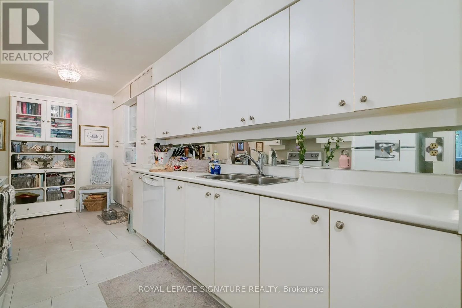 504 - 260 HEATH STREET W