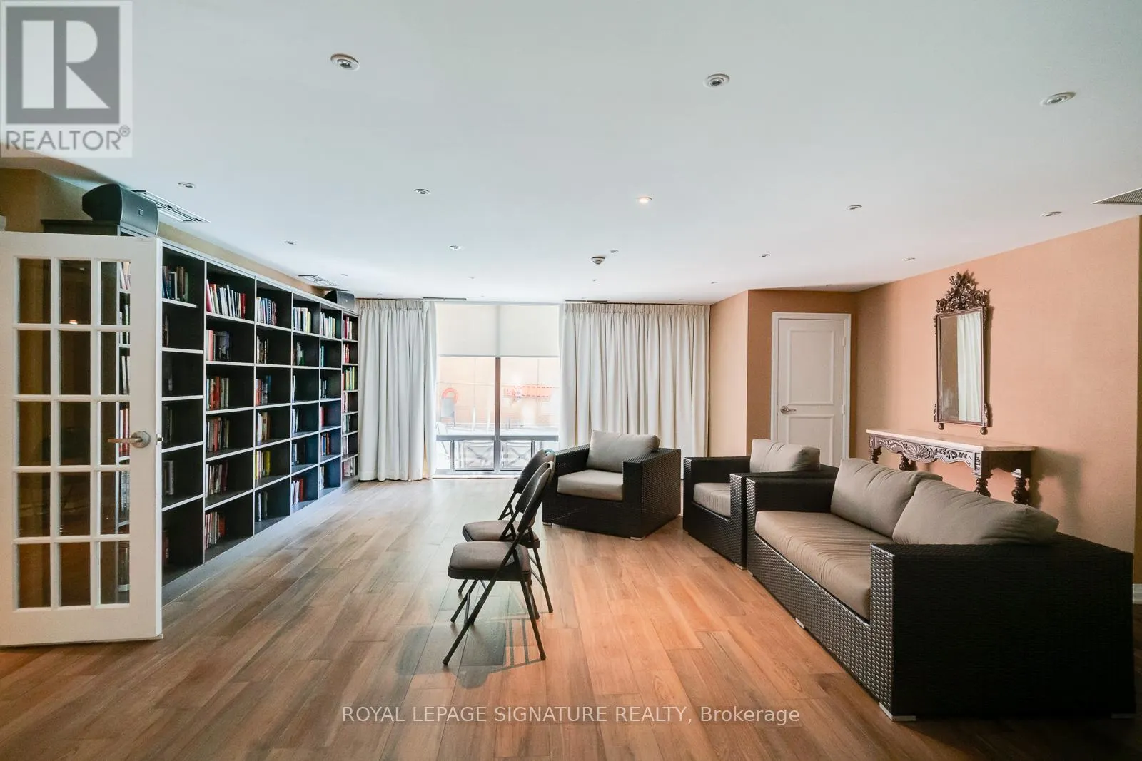 504 - 260 HEATH STREET W