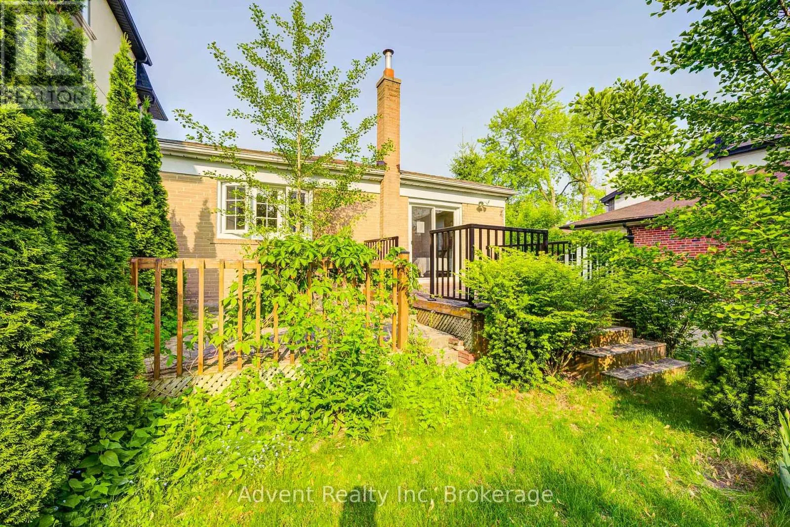 223 WILLOWDALE AVENUE