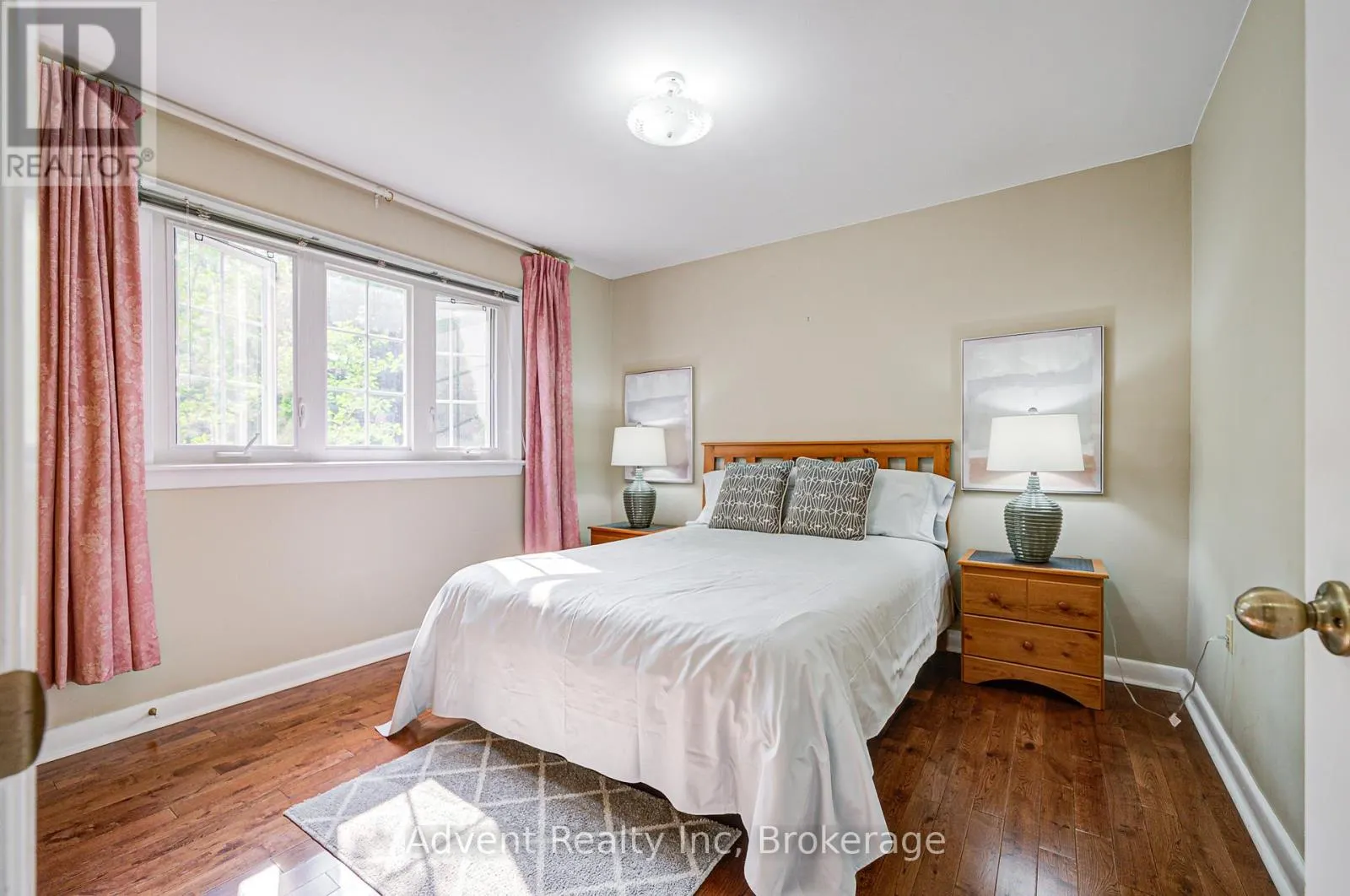 223 WILLOWDALE AVENUE
