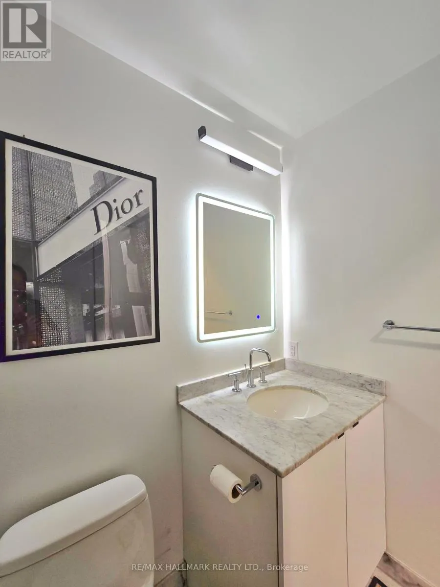 1412 - 33 CHARLES ST STREET E