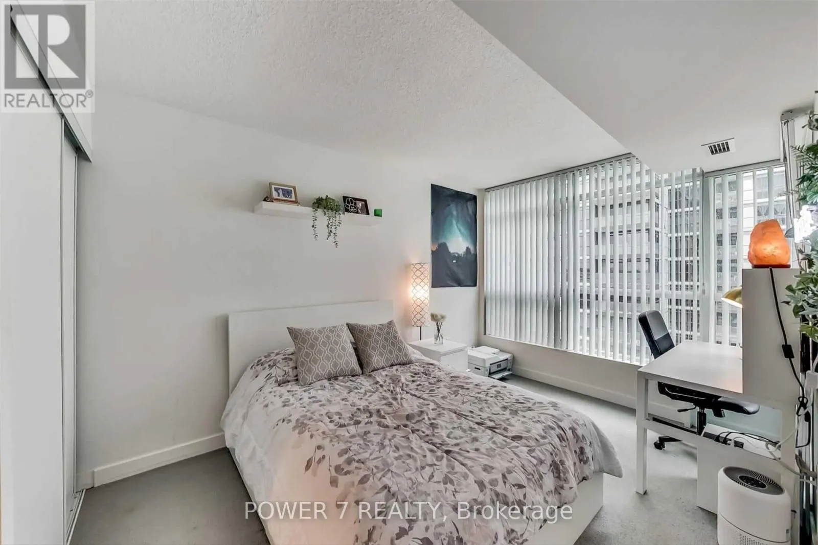 611 - 15 SINGER COURT