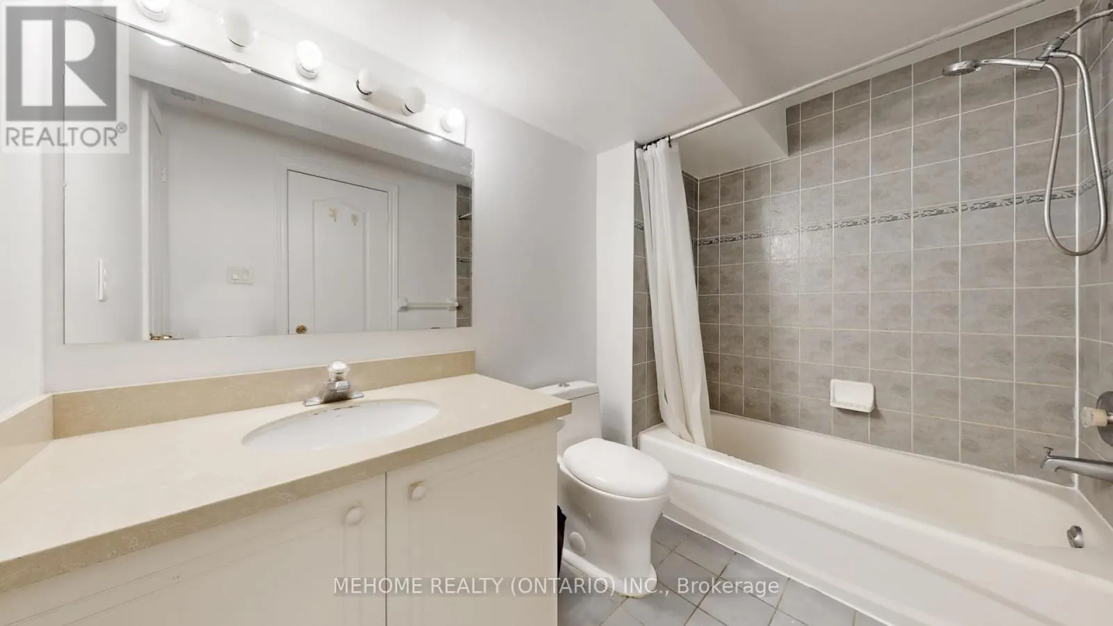 66J FINCH AVENUE W