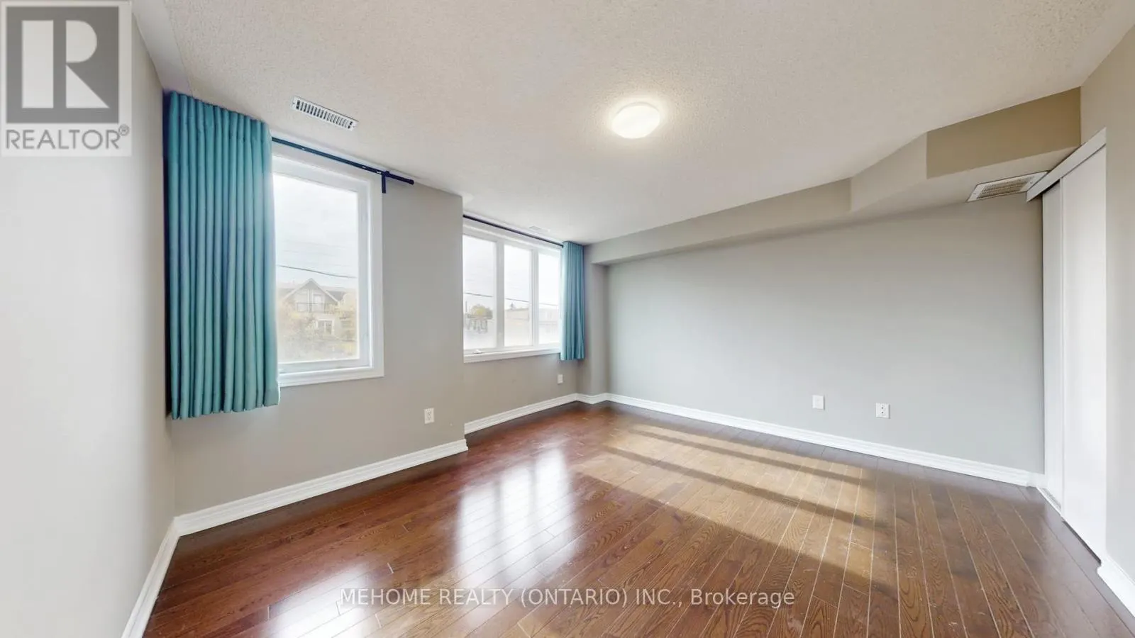 66J FINCH AVENUE W
