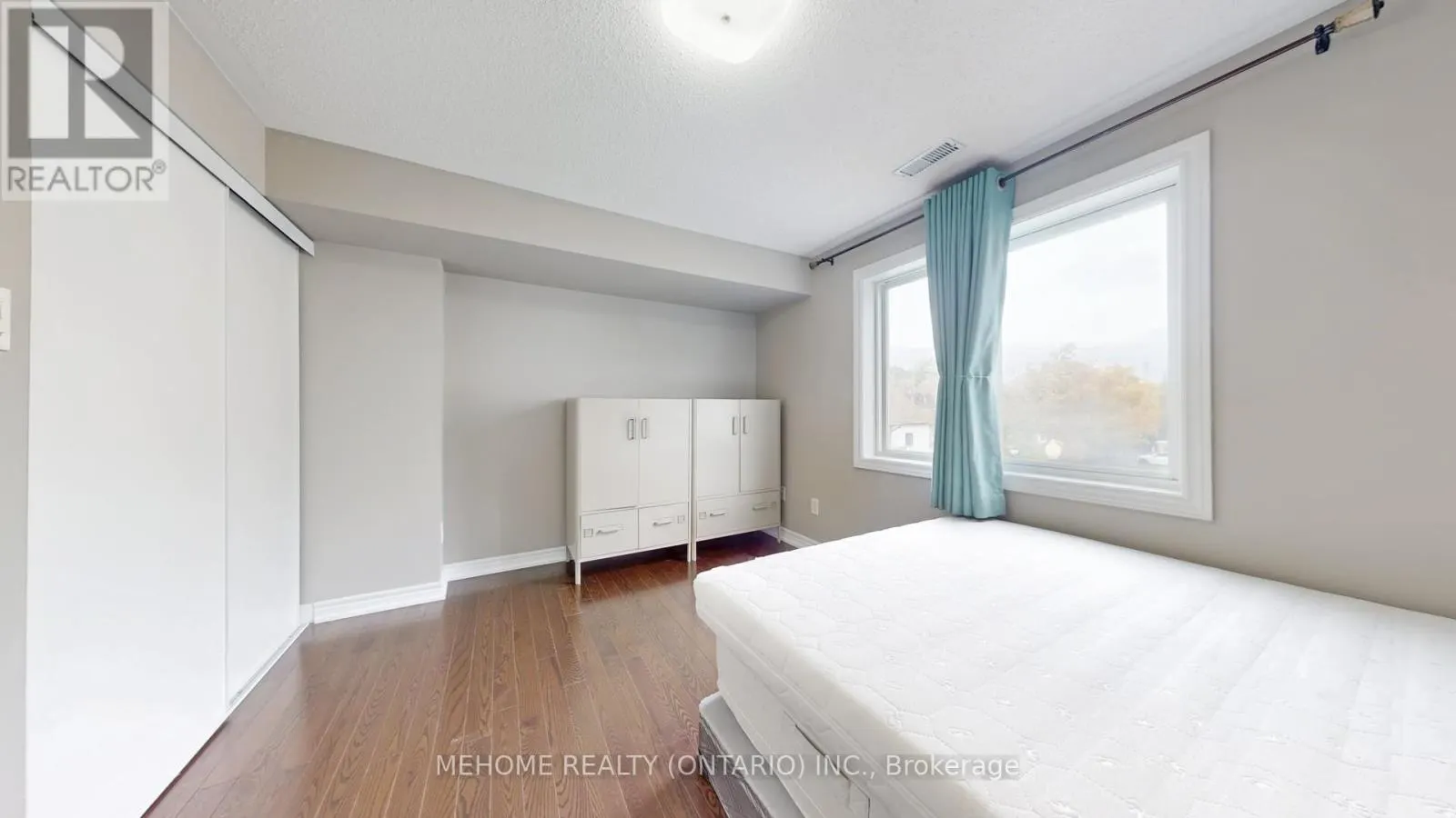 66J FINCH AVENUE W