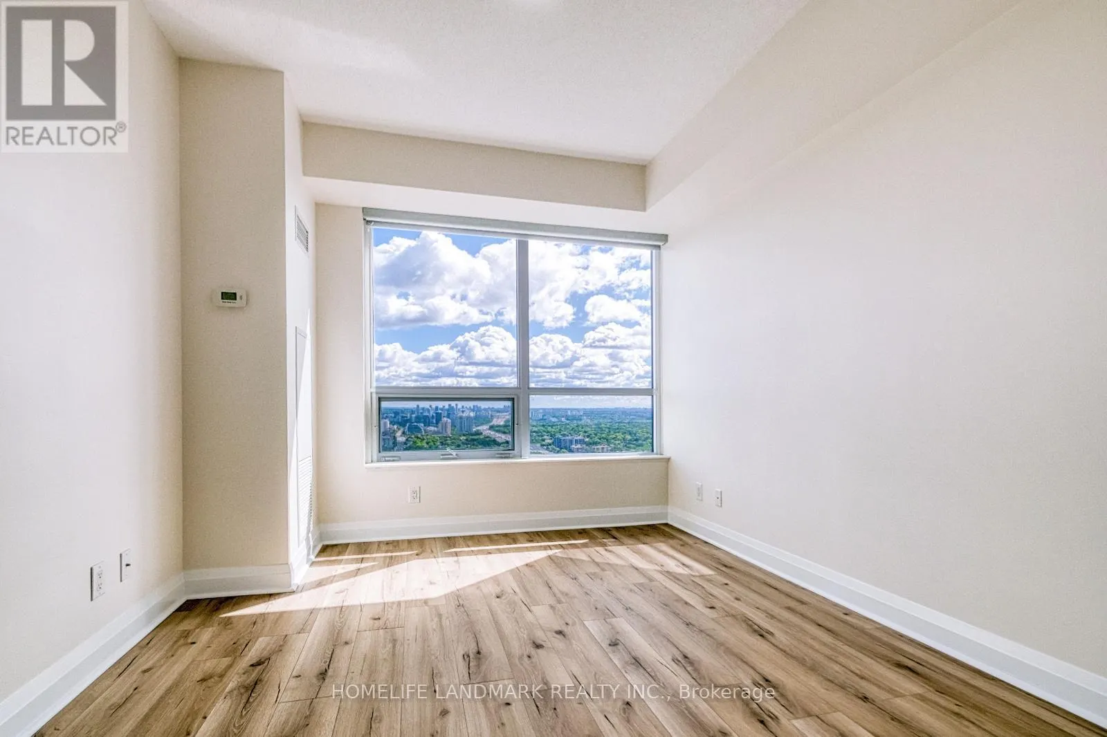4123 - 5 SHEPPARD AVENUE E