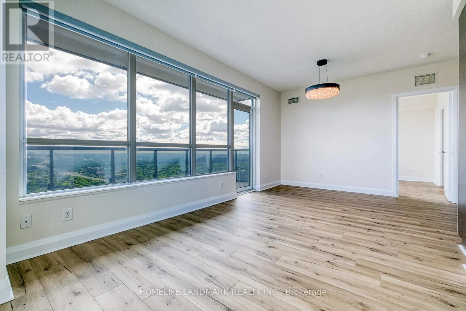 4123 - 5 SHEPPARD AVENUE E