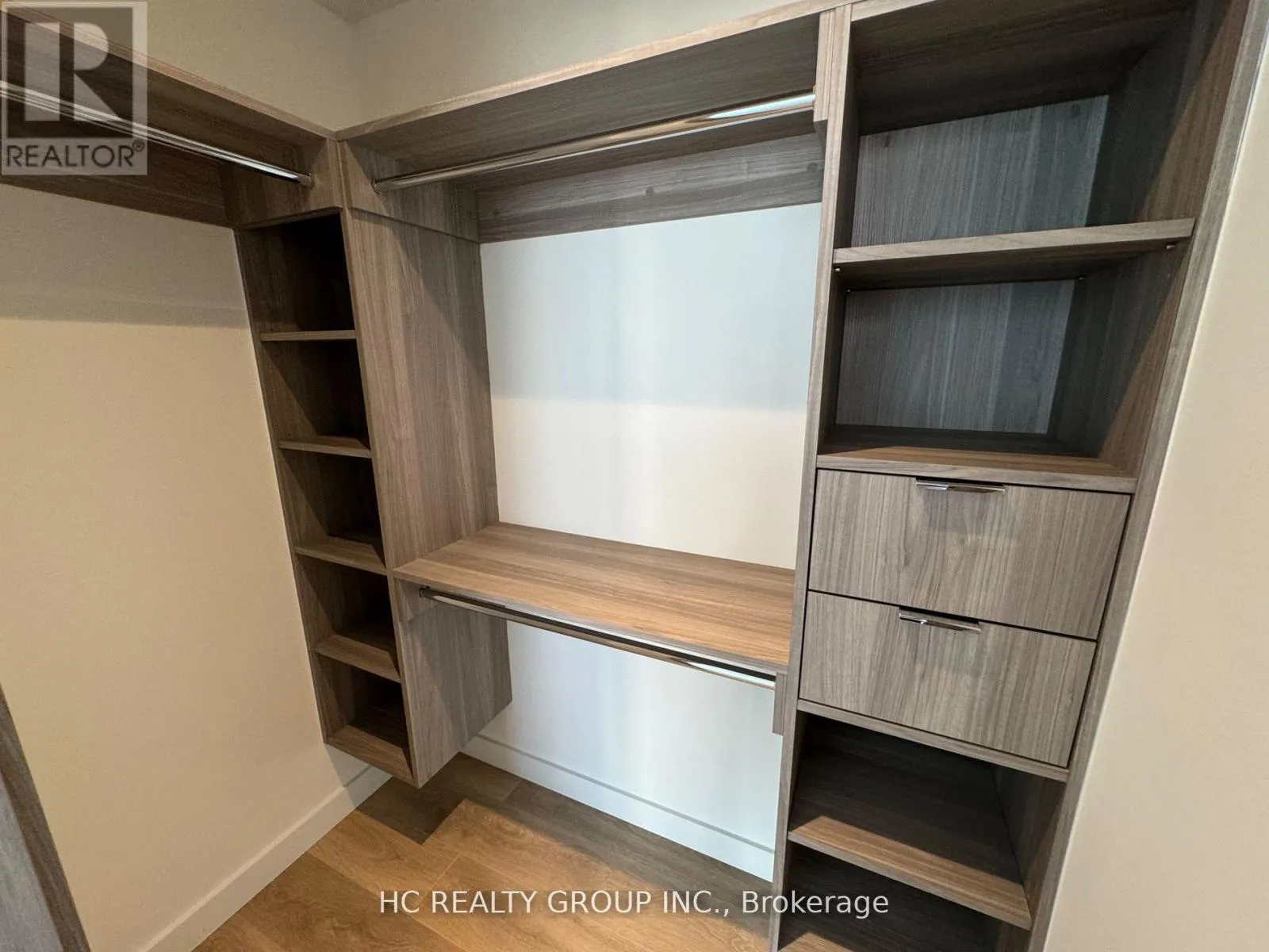 2015 - 27 MCMAHON DRIVE