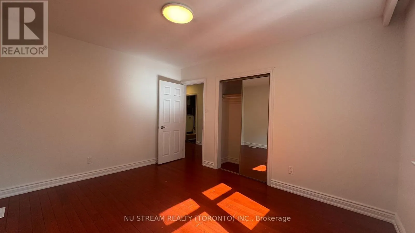(1 LVL) - 435 CUMMER AVENUE