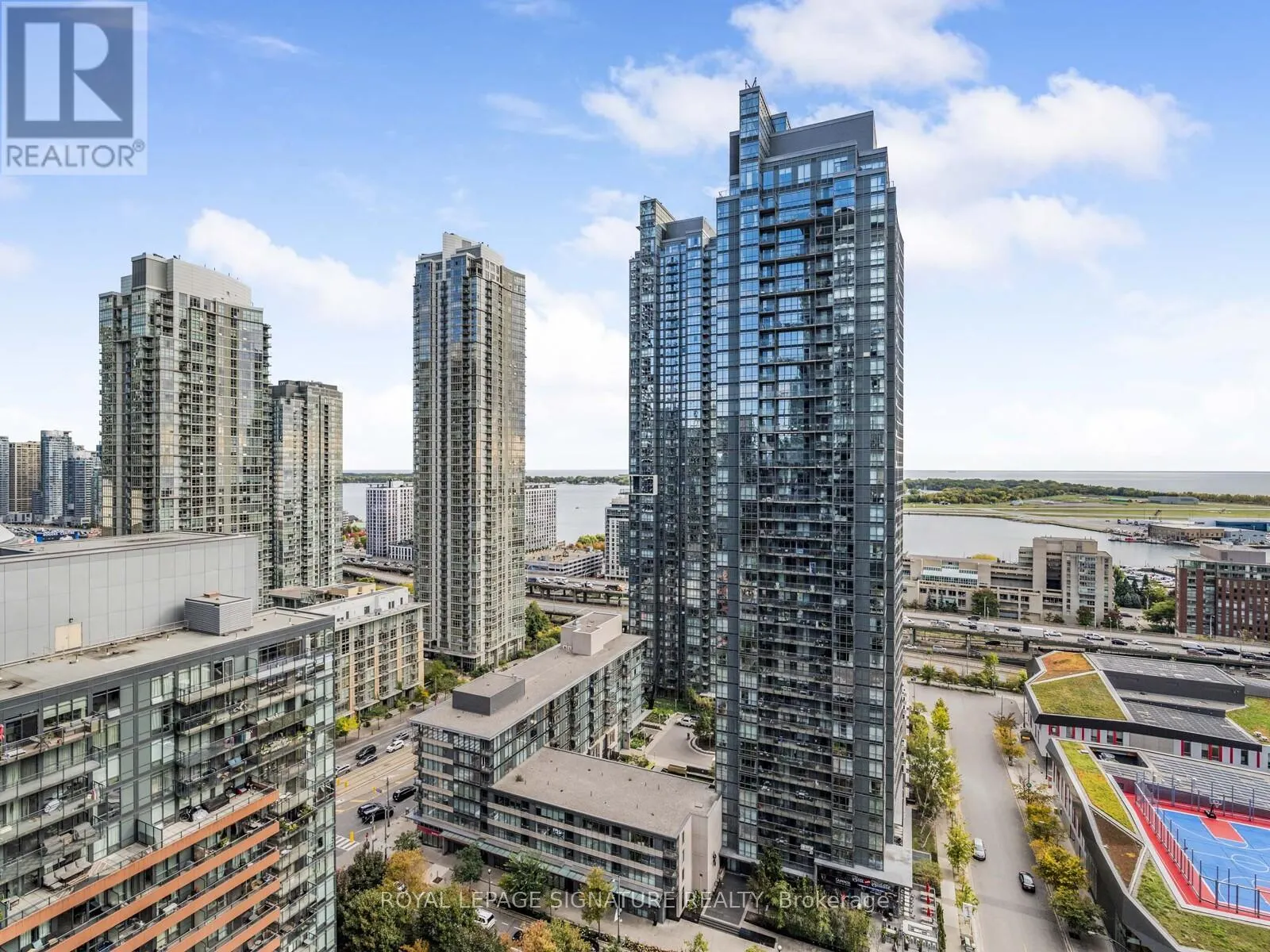 2709 - 25 TELEGRAM MEWS