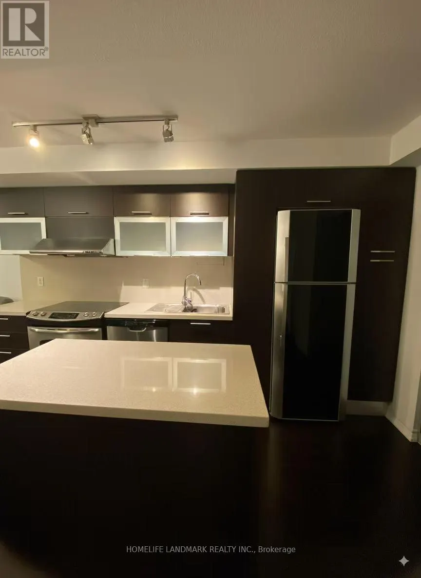 1708 - 386 YONGE STREET