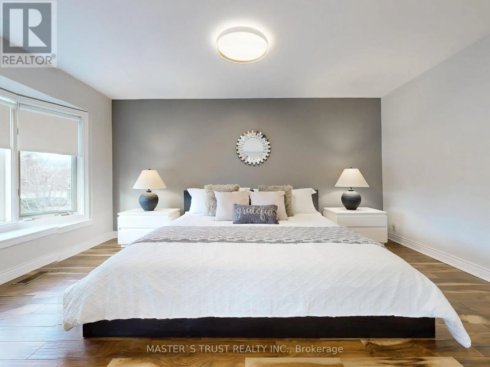5 JARDIN HILL COURT