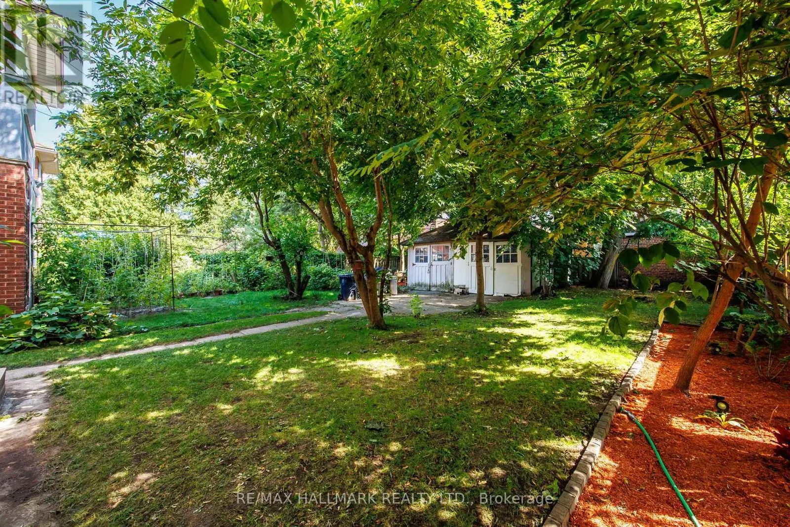33 AUSTIN TERRACE