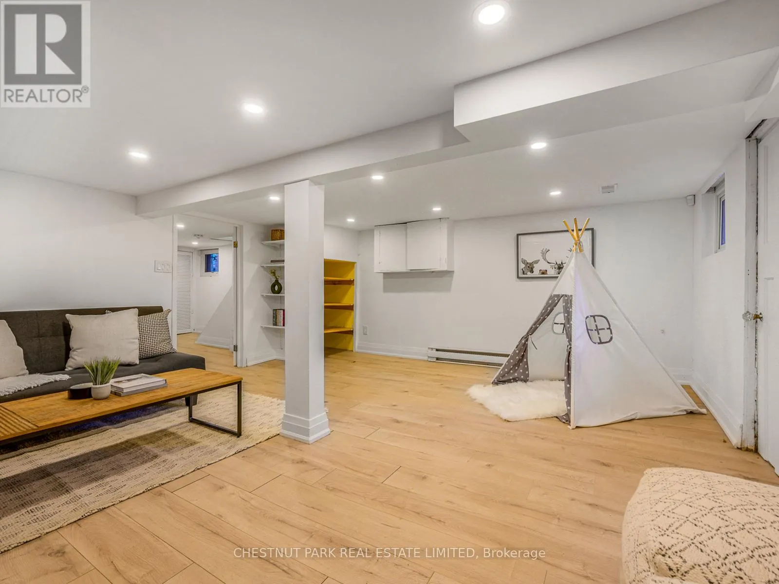 629 DUPLEX AVENUE