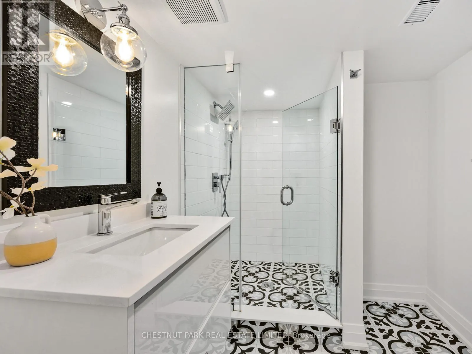 629 DUPLEX AVENUE