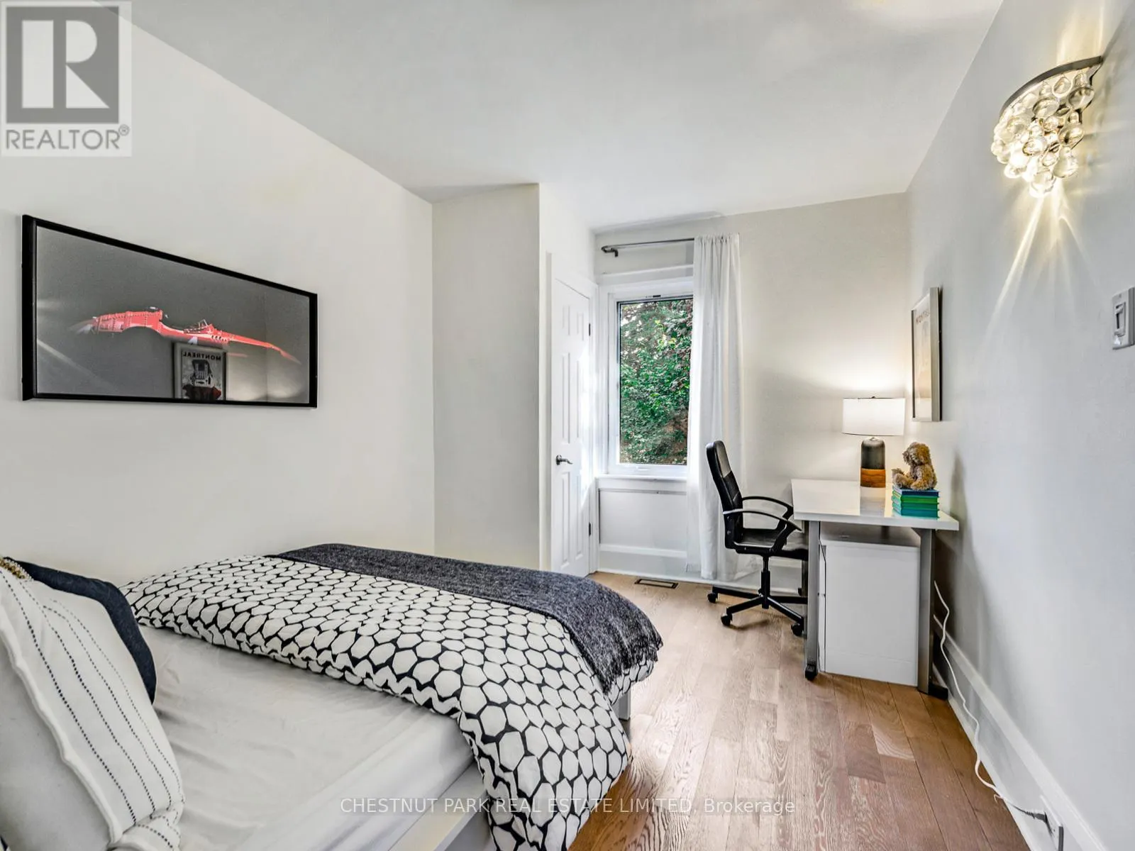 629 DUPLEX AVENUE