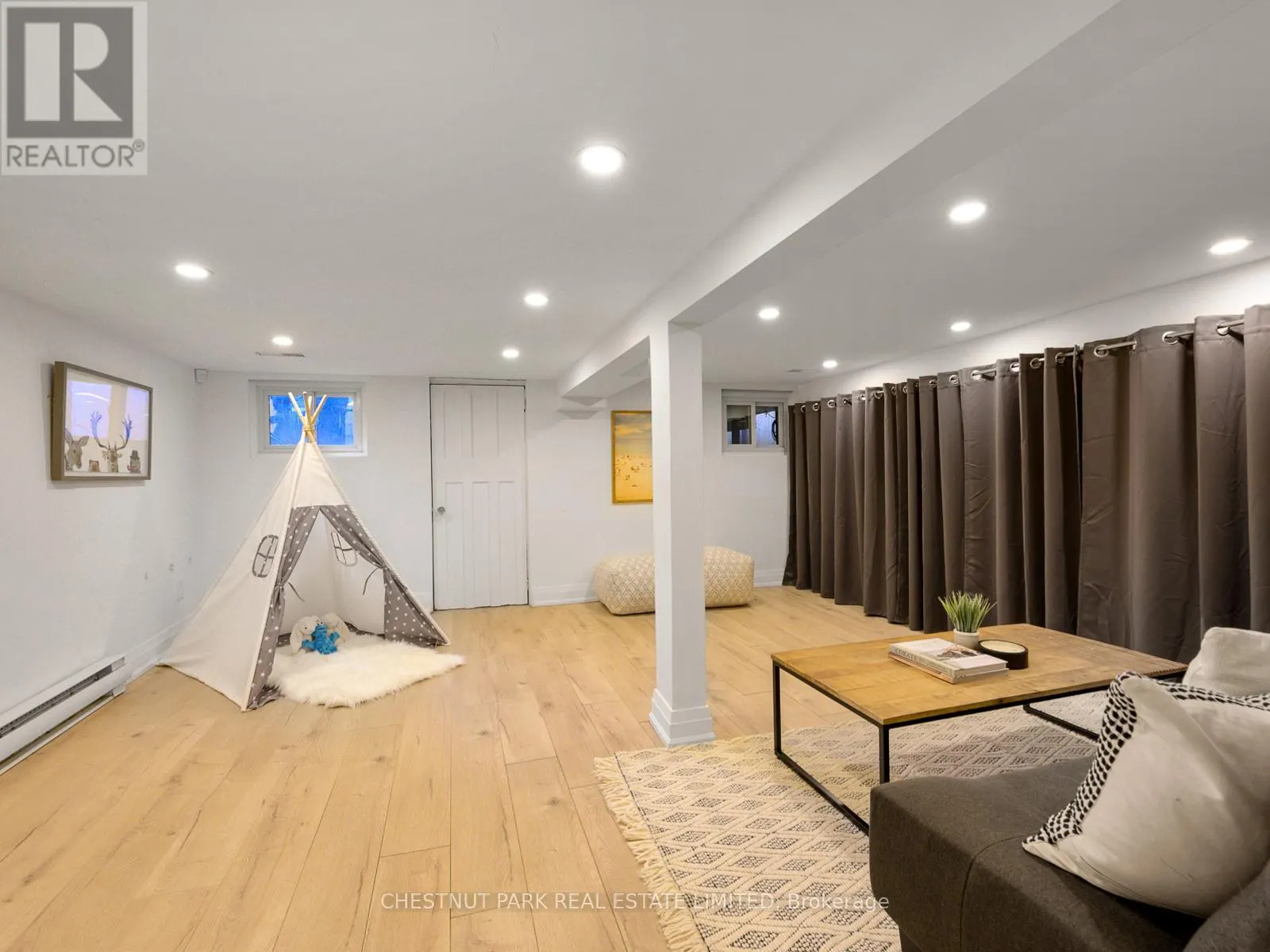 629 DUPLEX AVENUE